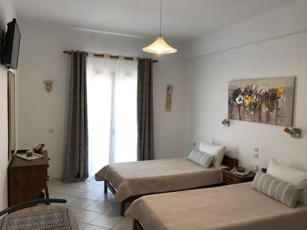 Floros Apartments Agios Stefanos Avliotes  Екстериор снимка