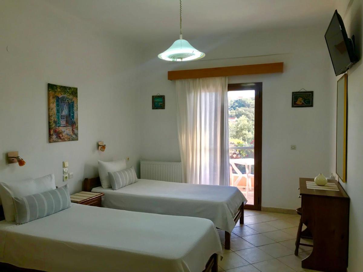 Floros Apartments Agios Stefanos Avliotes  Екстериор снимка